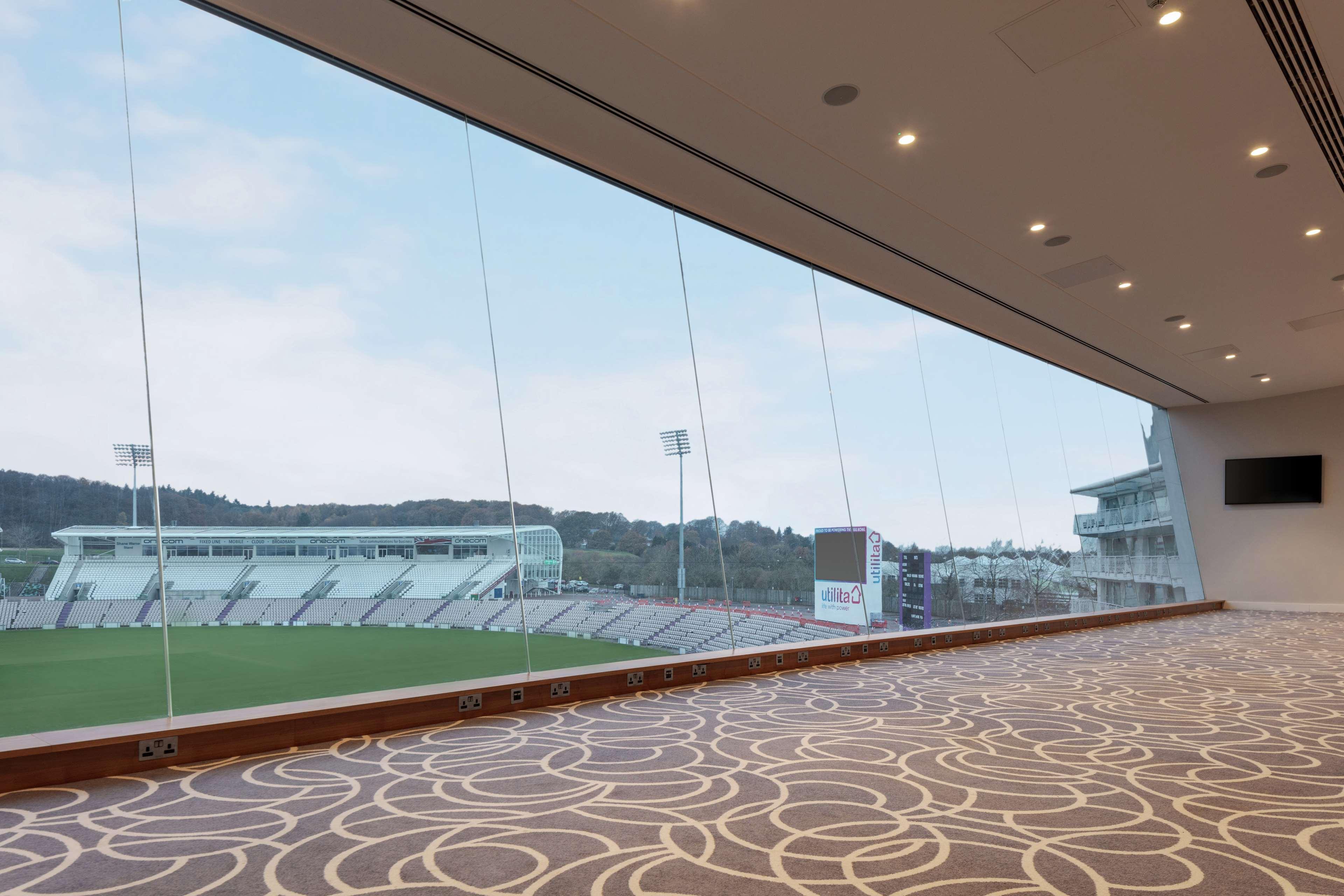 Hilton Southampton - Utilita Bowl Hotel Buitenkant foto