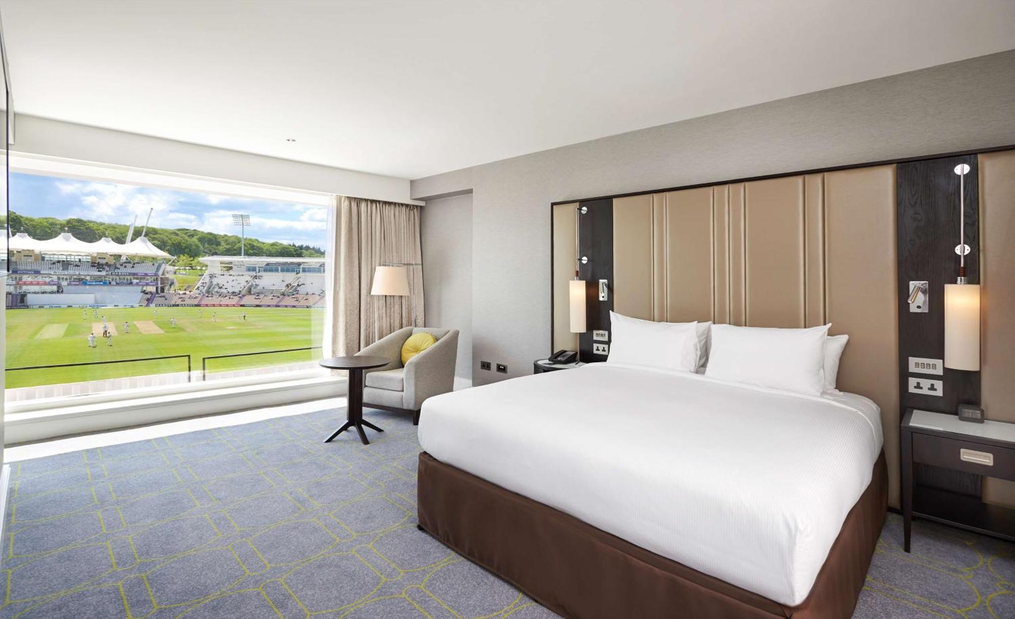 Hilton Southampton - Utilita Bowl Hotel Buitenkant foto