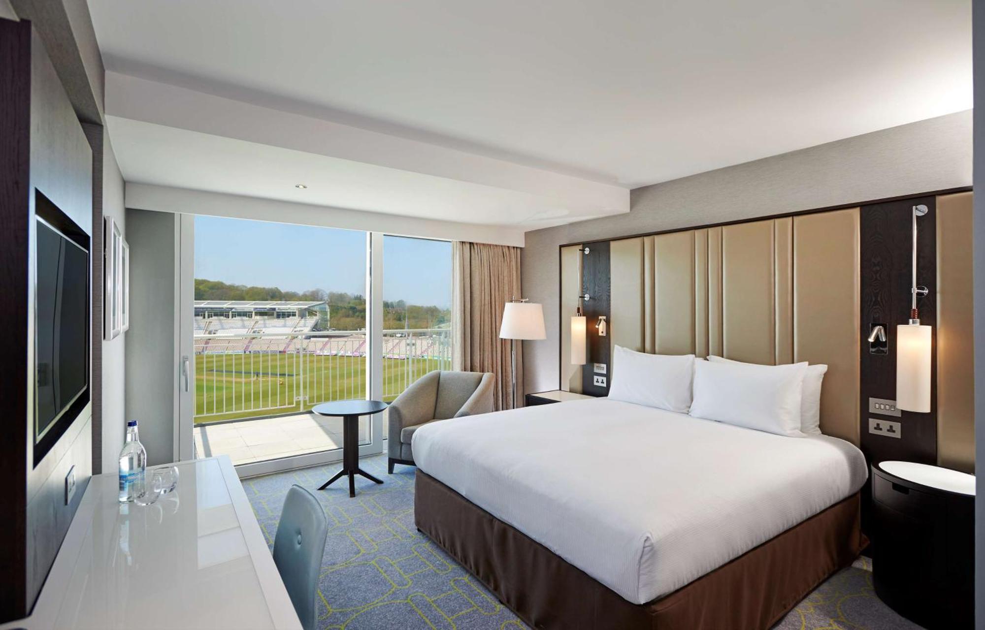 Hilton Southampton - Utilita Bowl Hotel Buitenkant foto